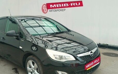 Opel Astra J, 2011 год, 670 000 рублей, 9 фотография