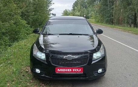 Chevrolet Cruze II, 2011 год, 690 000 рублей, 1 фотография