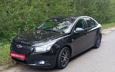 Chevrolet Cruze II, 2011 год, 690 000 рублей, 2 фотография