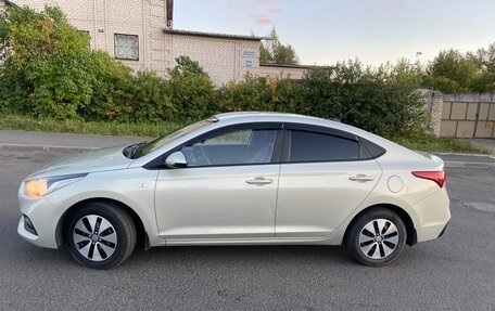 Hyundai Solaris II рестайлинг, 2018 год, 1 400 000 рублей, 3 фотография