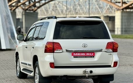 Toyota Land Cruiser 200, 2014 год, 4 990 000 рублей, 27 фотография