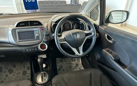 Honda Fit III, 2013 год, 1 159 000 рублей, 15 фотография