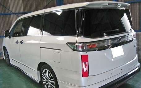 Nissan Elgrand III, 2021 год, 2 600 030 рублей, 4 фотография