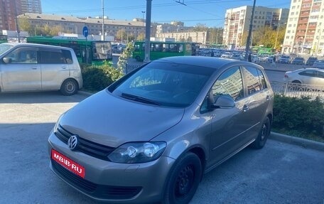 Volkswagen Golf Plus II, 2012 год, 799 000 рублей, 1 фотография