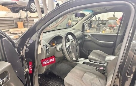 Nissan Navara (Frontier), 2008 год, 899 000 рублей, 10 фотография