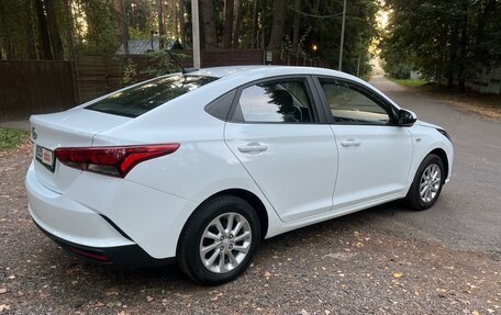 Hyundai Solaris II рестайлинг, 2020 год, 1 540 000 рублей, 3 фотография