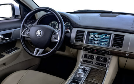 Jaguar XF I рестайлинг, 2013 год, 1 625 000 рублей, 27 фотография