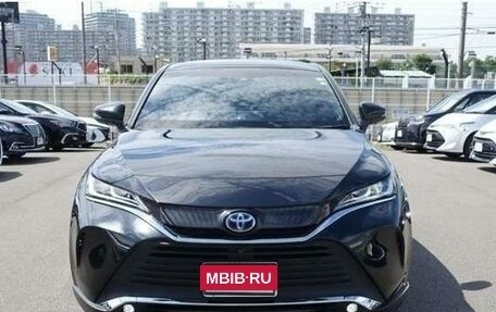 Toyota Harrier, 2021 год, 3 350 000 рублей, 2 фотография