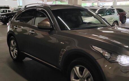 Infiniti FX II, 2010 год, 2 250 000 рублей, 3 фотография