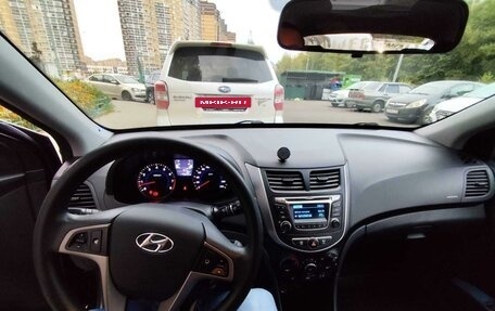 Hyundai Solaris II рестайлинг, 2015 год, 900 000 рублей, 19 фотография