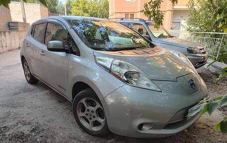 Nissan Leaf I, 2014 год, 820 000 рублей, 2 фотография