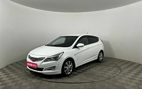 Hyundai Solaris II рестайлинг, 2015 год, 1 039 000 рублей, 1 фотография