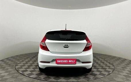 Hyundai Solaris II рестайлинг, 2015 год, 1 039 000 рублей, 6 фотография