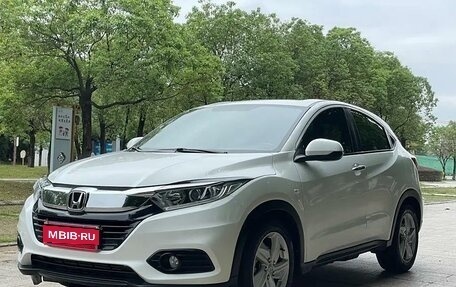 Honda Vezel, 2021 год, 1 525 000 рублей, 1 фотография