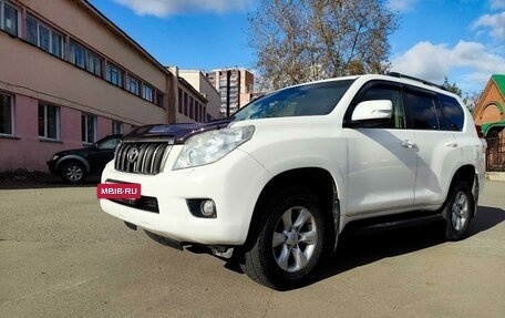 Toyota Land Cruiser Prado 150 рестайлинг 2, 2012 год, 3 000 000 рублей, 2 фотография