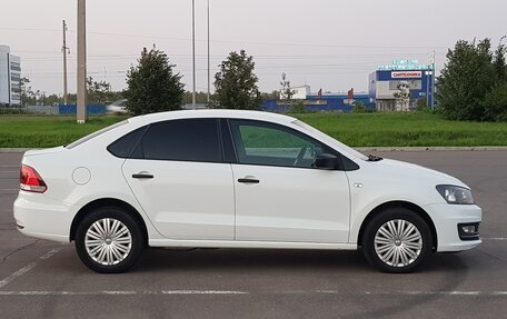 Volkswagen Polo VI (EU Market), 2015 год, 870 000 рублей, 4 фотография