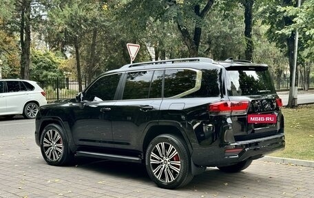 Toyota Land Cruiser, 2024 год, 16 000 000 рублей, 4 фотография