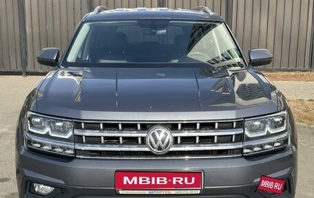 Volkswagen Teramont I, 2018 год, 3 570 000 рублей, 1 фотография