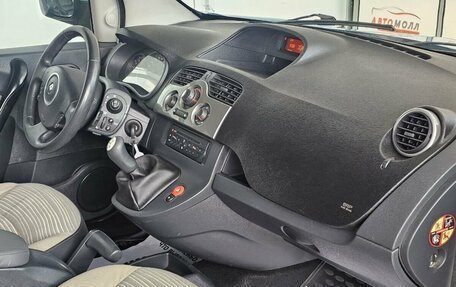 Renault Kangoo II рестайлинг, 2011 год, 1 080 000 рублей, 20 фотография