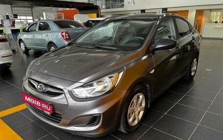 Hyundai Solaris II рестайлинг, 2011 год, 922 000 рублей, 3 фотография