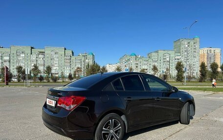 Chevrolet Cruze II, 2013 год, 750 000 рублей, 4 фотография