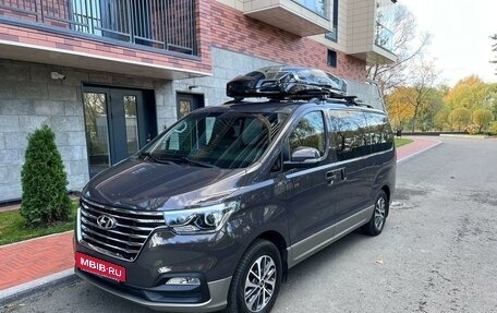 Hyundai Grand Starex Grand Starex I рестайлинг 2, 2020 год, 5 290 000 рублей, 23 фотография