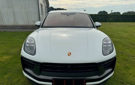 Porsche Macan I рестайлинг, 2024 год, 13 607 829 рублей, 2 фотография