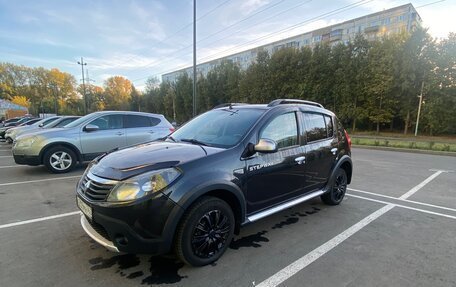 Renault Sandero I, 2013 год, 890 000 рублей, 2 фотография