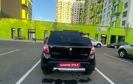 Renault Sandero I, 2013 год, 890 000 рублей, 3 фотография