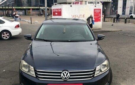 Volkswagen Passat B7, 2011 год, 890 000 рублей, 5 фотография