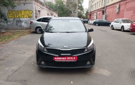 KIA Rio IV, 2020 год, 1 680 000 рублей, 10 фотография