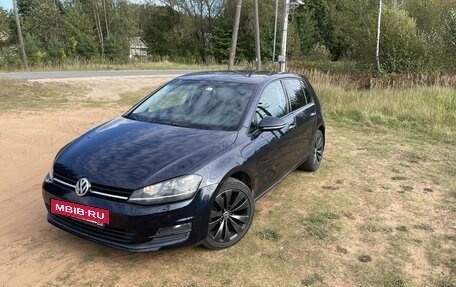 Volkswagen Golf VII, 2013 год, 1 230 000 рублей, 2 фотография