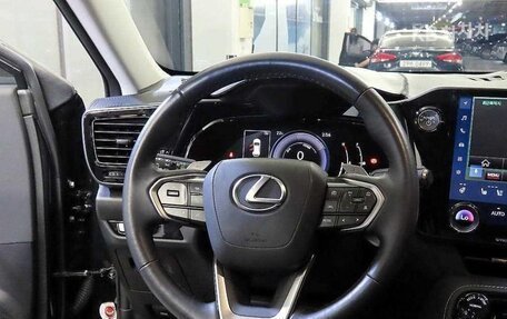 Lexus NX, 2023 год, 6 350 000 рублей, 8 фотография