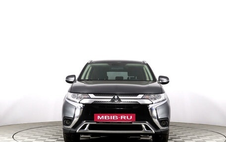 Mitsubishi Outlander III рестайлинг 3, 2019 год, 2 330 000 рублей, 2 фотография