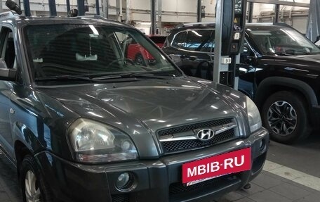 Hyundai Tucson III, 2008 год, 940 000 рублей, 2 фотография