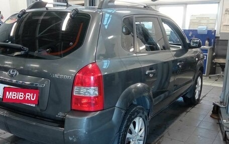 Hyundai Tucson III, 2008 год, 940 000 рублей, 3 фотография