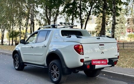 Mitsubishi L200 IV рестайлинг, 2011 год, 1 595 000 рублей, 3 фотография