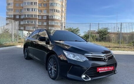 Toyota Camry, 2016 год, 2 350 000 рублей, 2 фотография