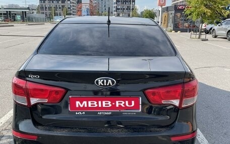 KIA Rio III рестайлинг, 2015 год, 1 000 000 рублей, 1 фотография