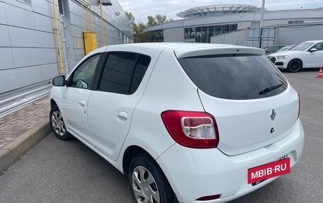 Renault Sandero II рестайлинг, 2015 год, 715 000 рублей, 4 фотография