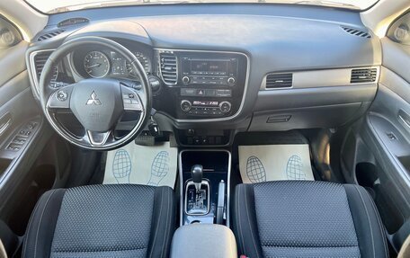 Mitsubishi Outlander III рестайлинг 3, 2018 год, 1 849 000 рублей, 7 фотография