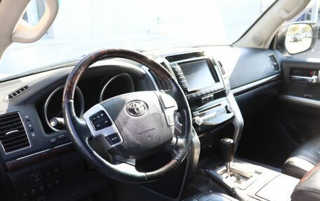 Toyota Land Cruiser 200, 2012 год, 3 699 000 рублей, 13 фотография