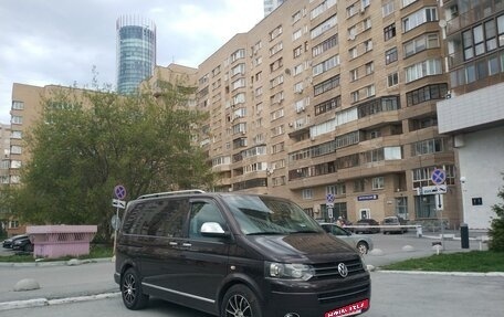 Volkswagen Multivan T5, 2011 год, 2 499 999 рублей, 11 фотография