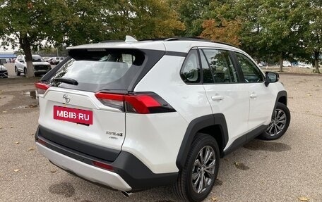 Toyota RAV4, 2024 год, 4 400 000 рублей, 7 фотография