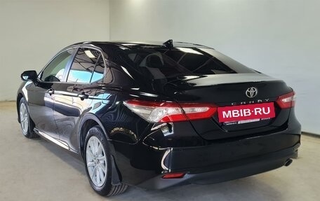 Toyota Camry, 2021 год, 3 590 000 рублей, 7 фотография