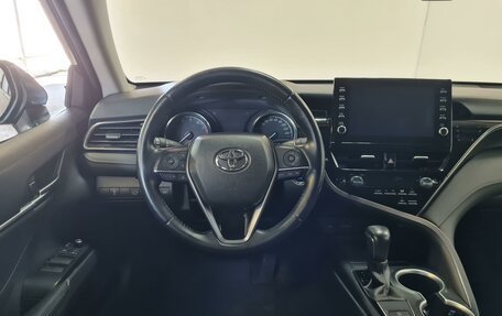 Toyota Camry, 2021 год, 3 590 000 рублей, 15 фотография