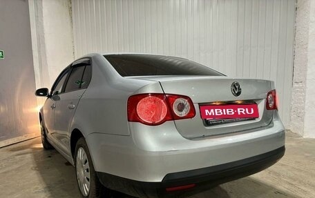 Volkswagen Jetta VI, 2008 год, 650 000 рублей, 8 фотография