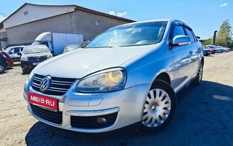 Volkswagen Jetta VI, 2008 год, 650 000 рублей, 21 фотография