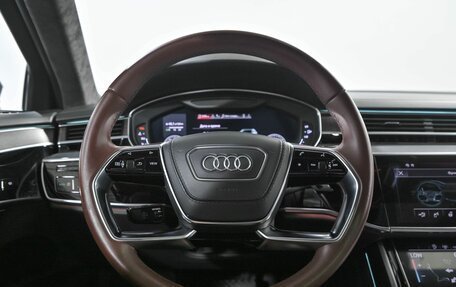 Audi A8, 2019 год, 5 600 000 рублей, 8 фотография