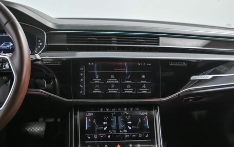 Audi A8, 2019 год, 5 600 000 рублей, 16 фотография